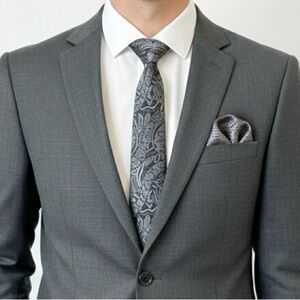 NWT Men’s Slim Tie & Matching Pocket Square Set Charcoal & Silver Floral Paisley